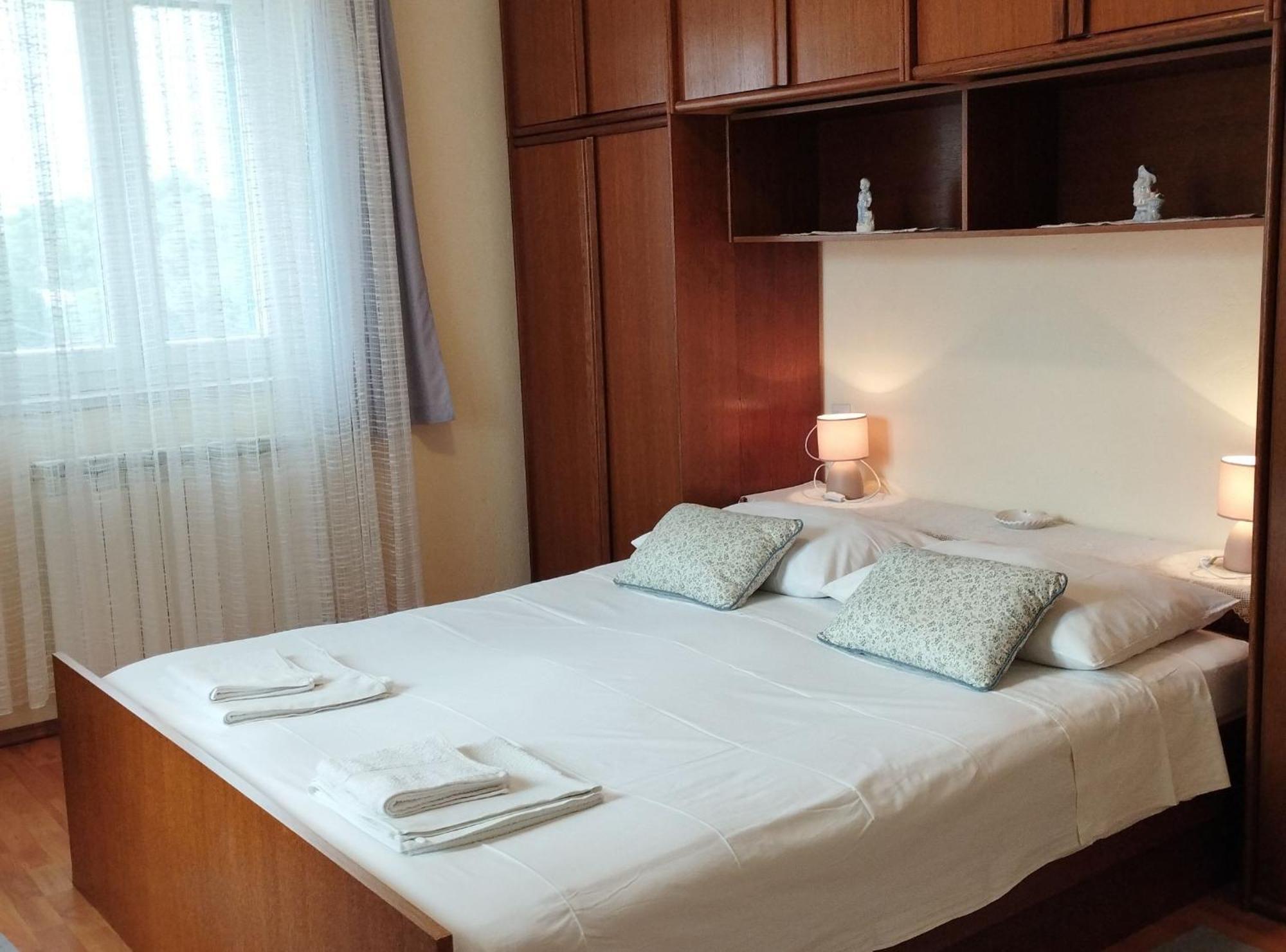 Apartments Gorana Splitska Kültér fotó